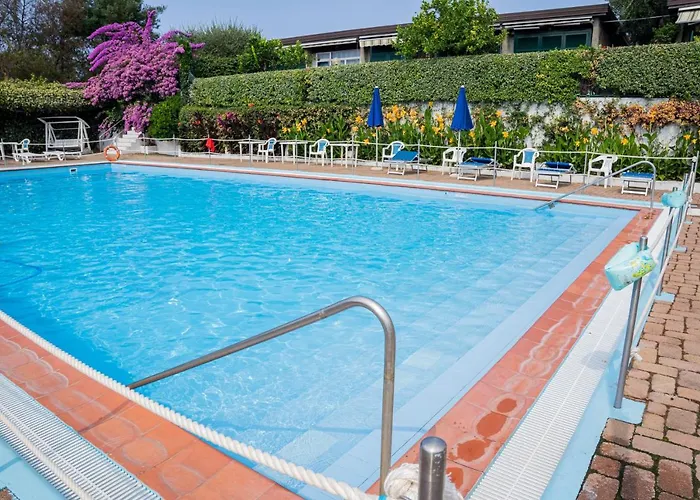 070 - Olanda Con Veranda Vista Mare A 5 Minuti Con Piscina Condominiale *