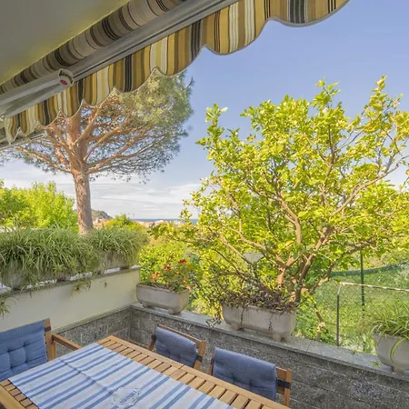 070 - Olanda Con Veranda Vista Mare A 5 Minuti Con Piscina Condominiale