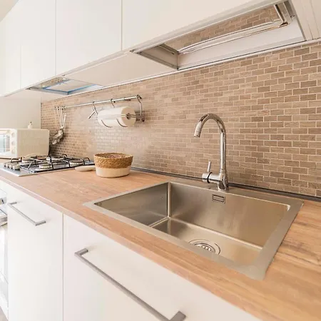 070 - Olanda Con Veranda Vista Mare A 5 Minuti Con Piscina Condominiale ססטרי לבאנטה